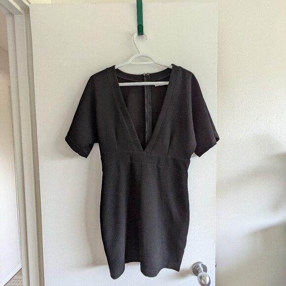 Deep V cut Black Dress - Picture 1 of 4